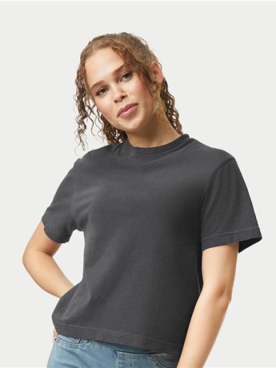 Women's Garment-Dyed Heavyweight Boxy T-Shirt